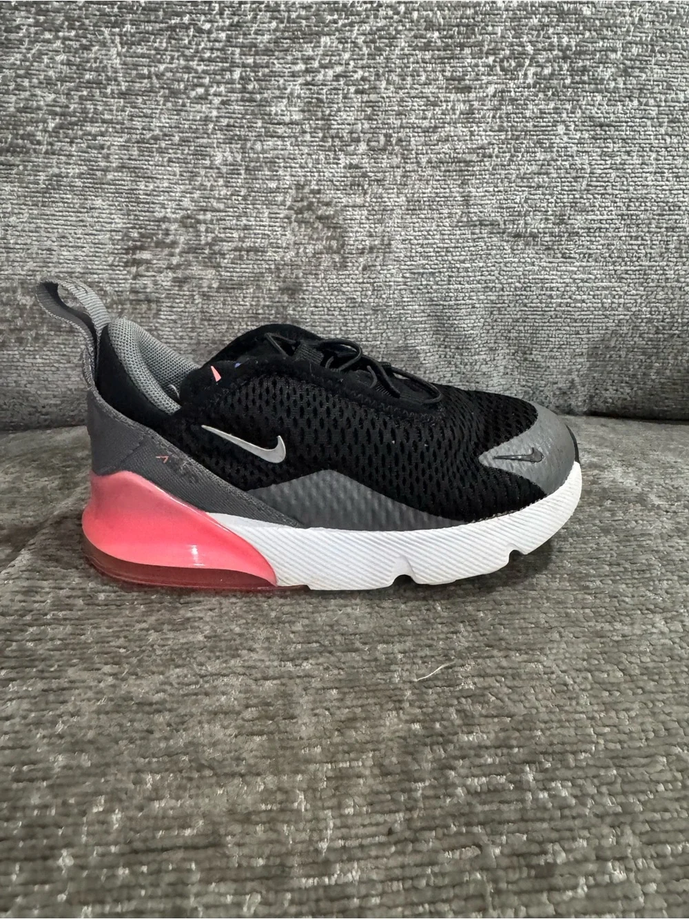 Nike Air Max 270 GS Black Gray Pink Training Sneakers Size 9C